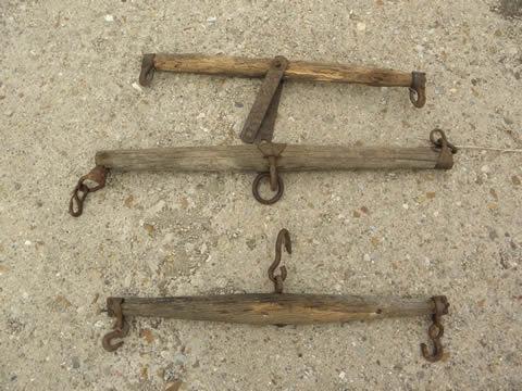 photo of draft horse eveners, lot old wood single trees, primitive antique iron hooks #1