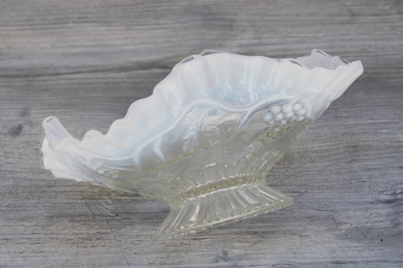 photo of early 1900s vintage grapes bowl, white opalescent glass w/ crimped ruffle Jefferson glass #2