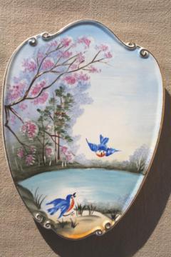 catalog photo of early Lefton Japan china wall plaque, hand-painted picture bluebirds flying