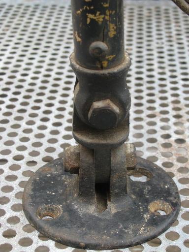 photo of early industrial adjustable work light w/brass fat boy socket 1910 patent #5