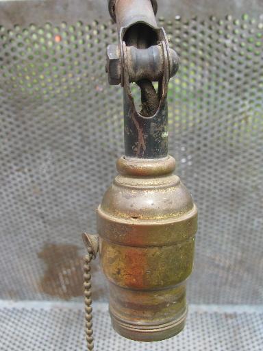 photo of early industrial adjustable work light w/brass fat boy socket 1910 patent #7