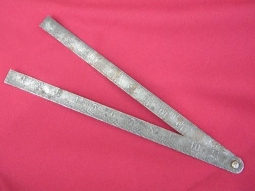 photo of early old Lufkin Rule Co Saginaw folding ruler, antique vintage tool #1