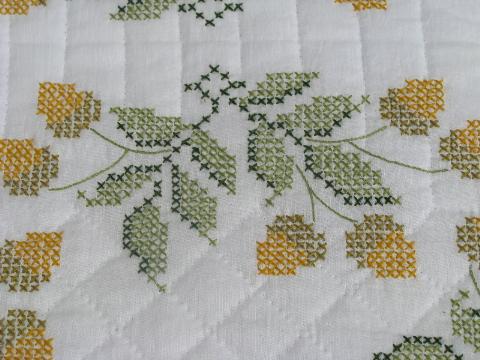 photo of embroidered acorns, vintage album quilt cotton bedspread coverlet #4