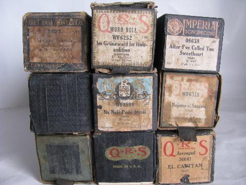 photo of estate lot 30 unsorted antique vintage player piano music rolls #4