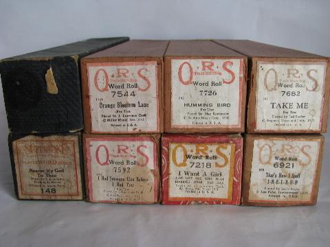 photo of estate lot 32 unsorted antique vintage player piano music rolls #4