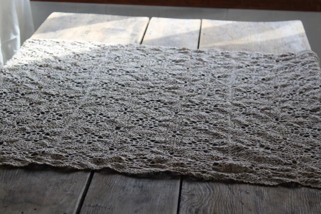 photo of farmhouse table vintage handmade crochet lace tablecloth topper centerpiece mat #1