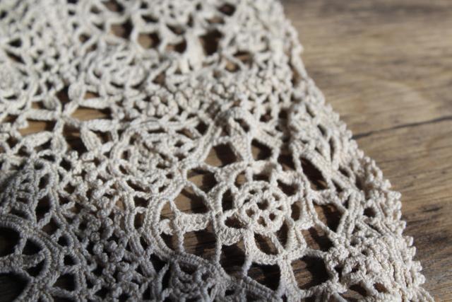 photo of farmhouse table vintage handmade crochet lace tablecloth topper centerpiece mat #8