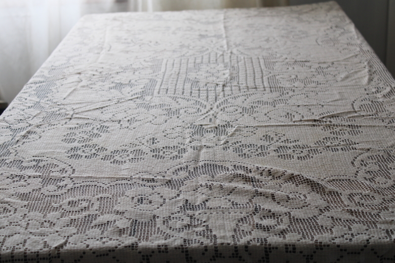 photo of flower basket lace tablecloth, vintage Quaker lace type cloth ecru cotton fabric #1