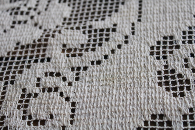 photo of flower basket lace tablecloth, vintage Quaker lace type cloth ecru cotton fabric #3