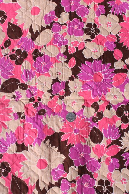 photo of flower power 70s vintage quilted fabric w/ poly fill, retro pink daisy print cotton #2