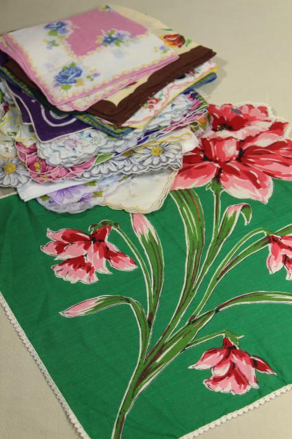 photo of flower print cotton hankies, vintage hanky lot, 25 handkerchiefs w/ pretty florals #1