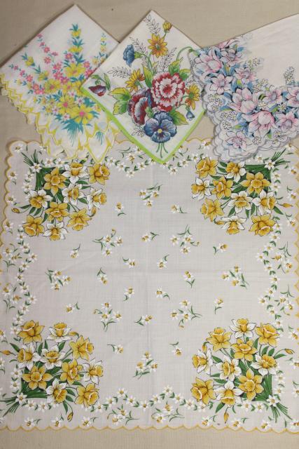 photo of flower print cotton hankies, vintage hanky lot, 25 handkerchiefs w/ pretty florals #4