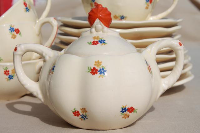 photo of flowered sprig cottage style vintage tea set, Ditmar Urbach Czech china Czechoslovakia #2