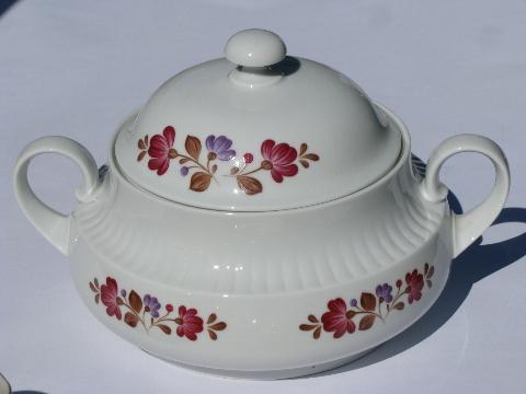 photo of folk art painted flowers pattern, vintage Winterling - Bavaria china, tureen w/ cover #1