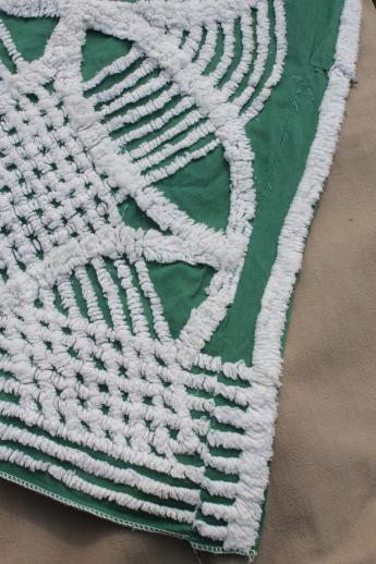 photo of full vintage cotton chenille bedspread, white wedding ring pattern on jade green #3