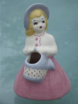 catalog photo of gardening girl w/ sunbonnet, vintage Lamar California studio pottery figure