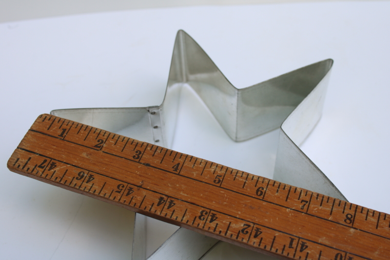 photo of giant cookie cutter Christmas star Pampered Chef pastry cutter or pancake mold  #3