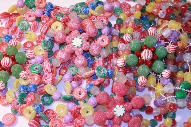 photo of glitter plastic candy Christmas garland & stars, kitschy retro candyland holiday tree decorations #1