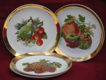 catalog photo of gold edged autumm fruit patterns dessert plates set, vintage Japan