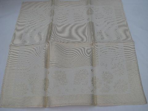 photo of gold / ivory rayon roses 1940s vintage damask tablecloth & napkins set, mint in original box #3