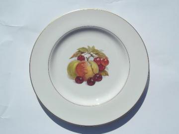 catalog photo of gold trimmed Pickard china plate, vintage harvest fruit on white