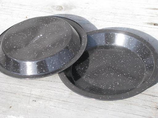 photo of graniteware spatter enamelware, campfire cookout pans and camping plates #7