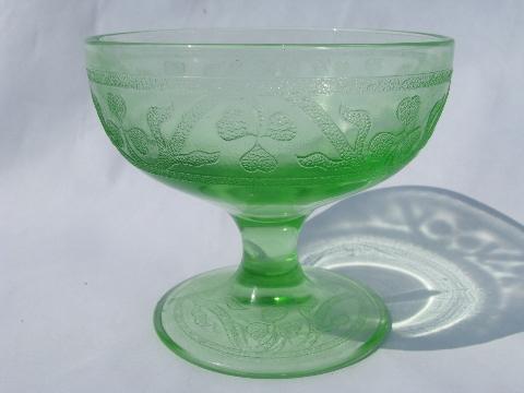 photo of green cloverleaf clover pattern depression glass, vintage sherbet dishes #2