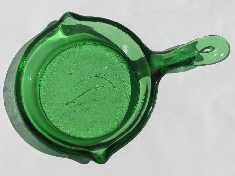 photo of green depression glass skillet, salesman sample size carnival souvenir #2