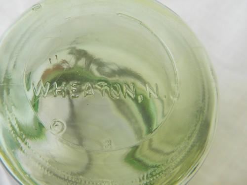 photo of green glass Grandma Wheaton's Old Fashioned Receipts 1 pint mason jar #4