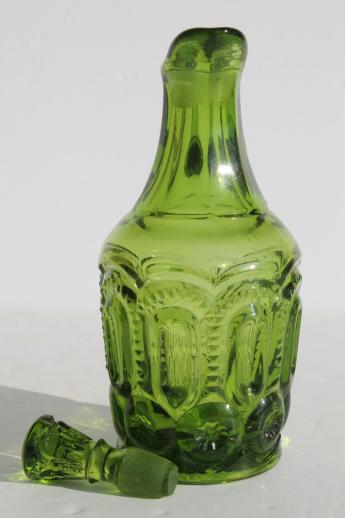 photo of green glass moon & star pattern cruet pitcher w/ stopper, vintage L E Smith #2