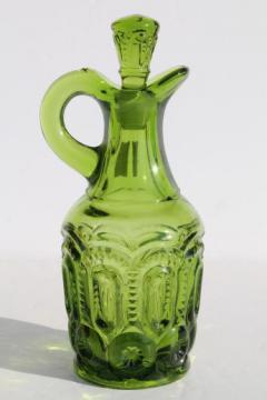 catalog photo of green glass moon & star pattern cruet pitcher w/ stopper, vintage L E Smith