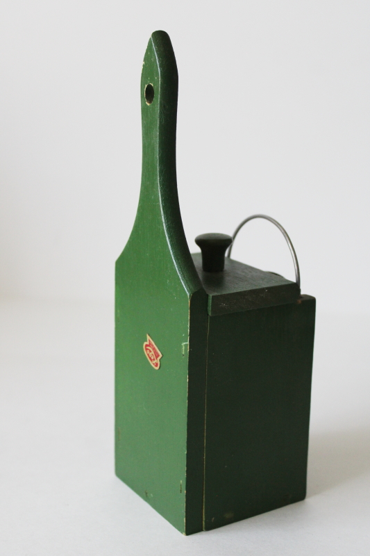 photo of green painted wood wall box w/ tiny metal nutmeg grater, 80s vintage country kitchen  #3