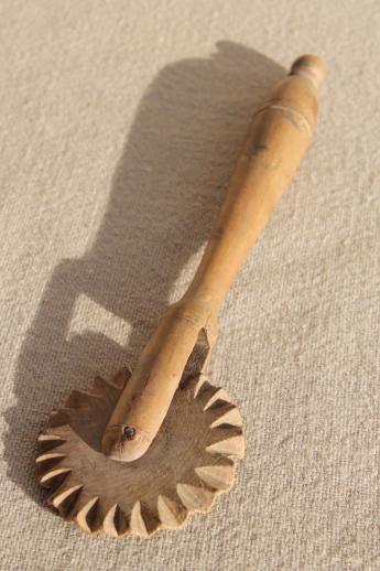 photo of hand carved wood pie crimper rolling wheel, vintage kitchen utensil, pastry bakers baking tool #4