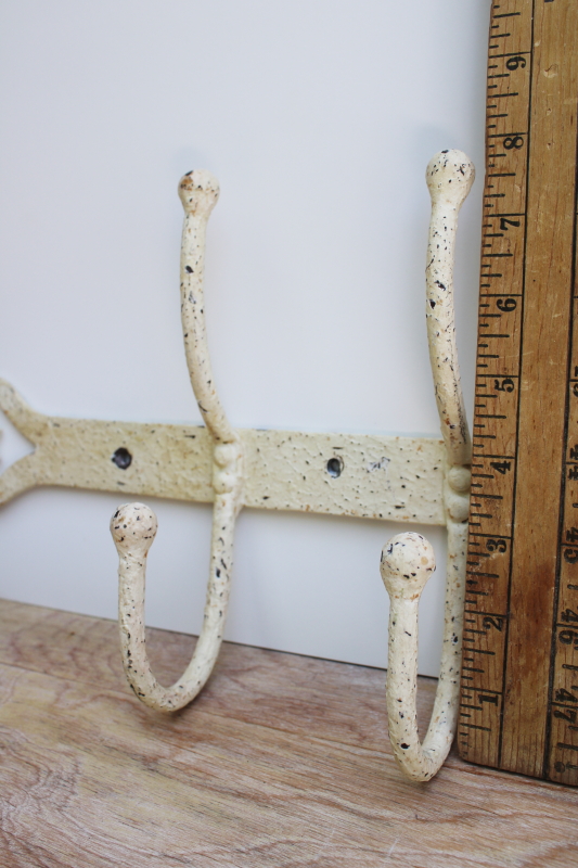 photo of hand forged iron wall mount coat rack w/ hooks, vintage farmhouse primitive hearts #4