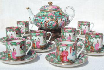 catalog photo of hand painted porcelain tea pot set cups & saucers famille rose medallion vintage Hong Kong china