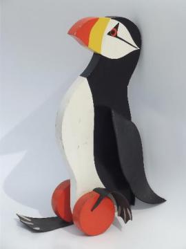catalog photo of hand painted puffin vintage wood push toy w/ flip flap rubber feet
