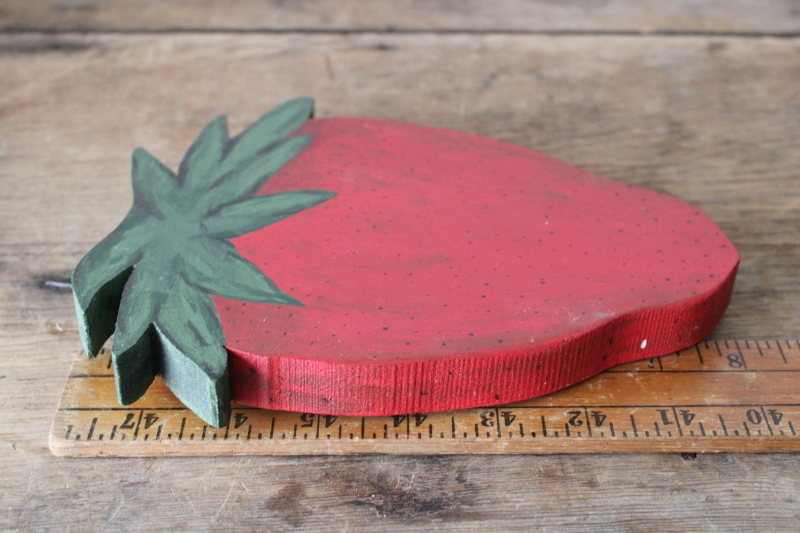 photo of hand painted strawberry shape wood cutting board, 80s vintage country cottage kitchen wall hanging  #3