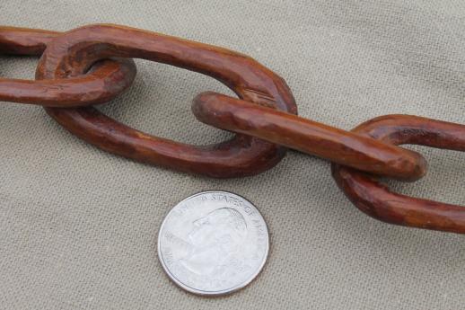 photo of hand-carved wood chain w/ wooden links, primitive vintage folk art / tramp art #4