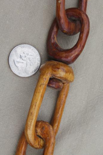 photo of hand-carved wood chain w/ wooden links, primitive vintage folk art / tramp art #5