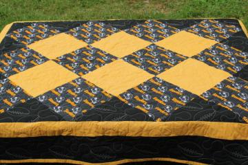 handcrafted patchwork quilt Pittsburgh Steelers football season throw for tailgaters or couch fans 