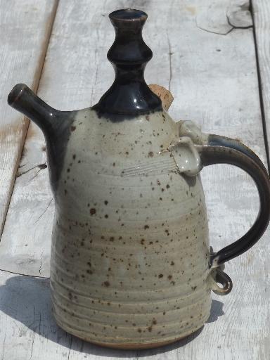 photo of hand-crafted stoneware oil jar lamp, Bear pottery primitive oil lamp #1