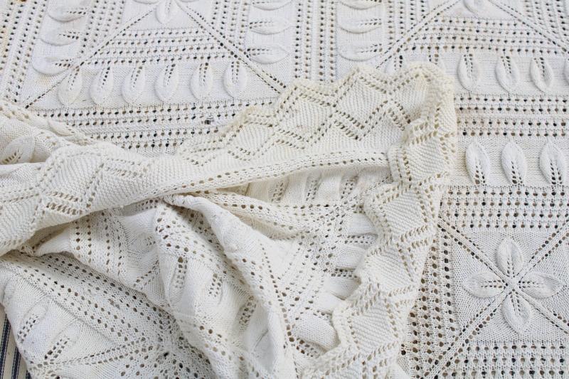 photo of handmade knit lace bedspread, vintage coverlet, knitted lace counterpane #11