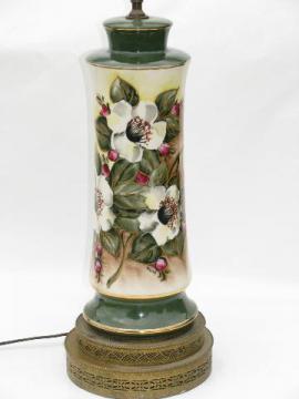catalog photo of hand-painted Christmas roses, vintage 1940's china table lamp