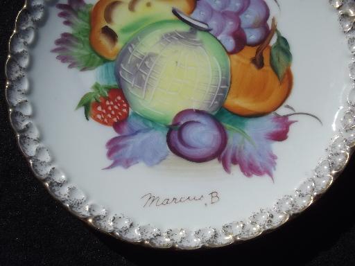 photo of hand-painted china plates w/ fruit, vintage Japan wall hanger plaques #7