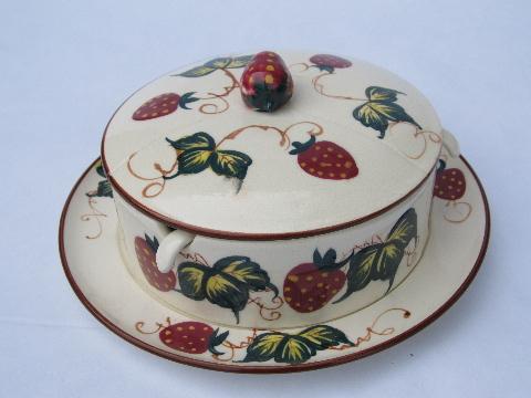 photo of hand-painted strawberries, vintage Japan condiment dish & spoons set #1