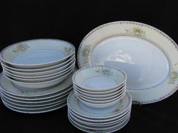 catalog photo of hand-painted vintage Japan china, service for 6 plates & bowls in two sizes