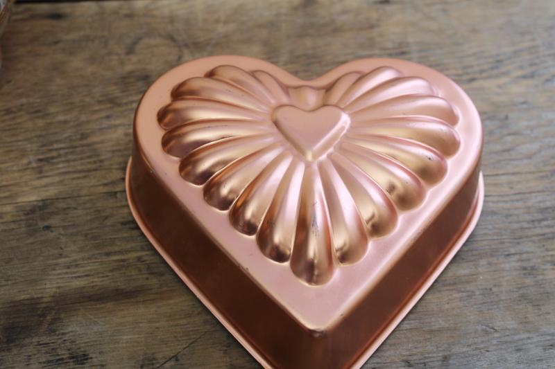 photo of heart shaped vintage copper colored aluminum jello mold or baking pan #4