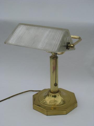 photo of heavy brass banker's light desk lamp, ribbed prismatic glass shade #1