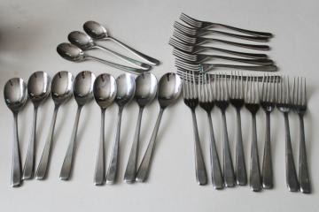 catalog photo of heavy modern flatware, Harry and Camila mirror stainless clippy pattern lot 26 pieces