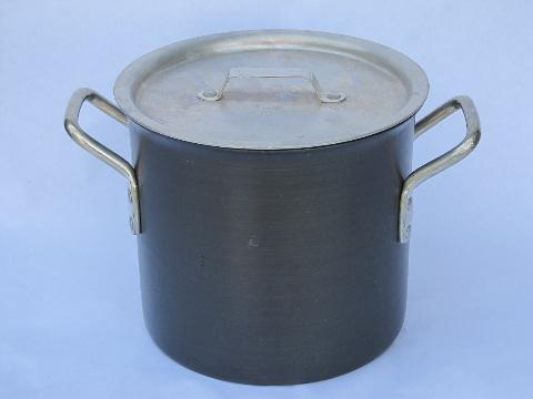 photo of heavy professional chef's grade stockpot, Commercial Aluminum pot #1